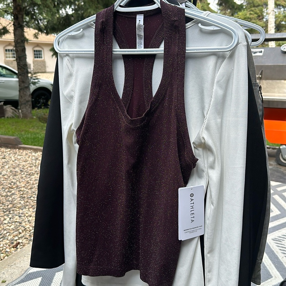 Athleta tank